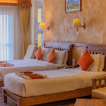 Hotel Pokhara Batika Zewnętrze zdjęcie