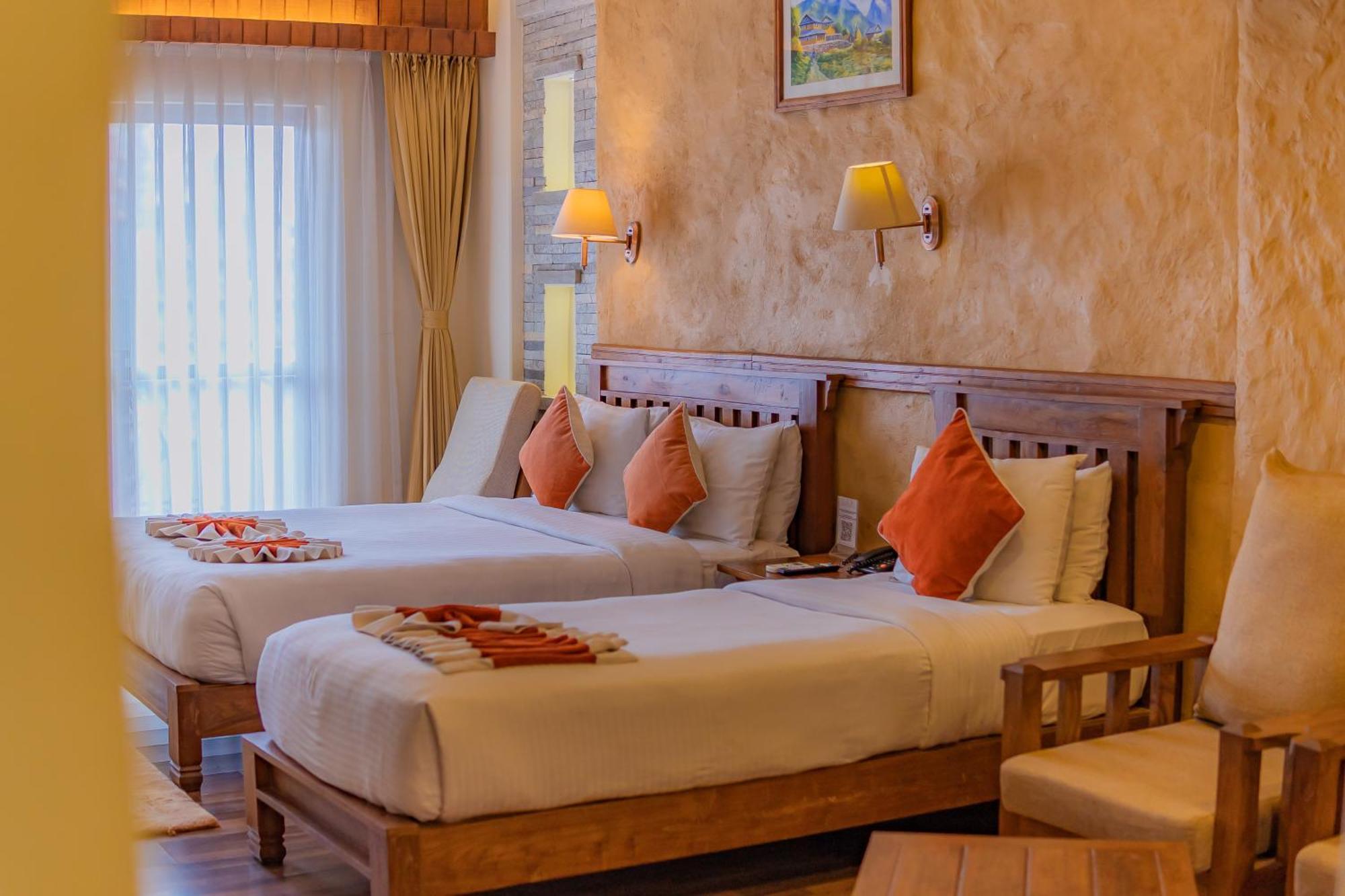 Hotel Pokhara Batika Zewnętrze zdjęcie