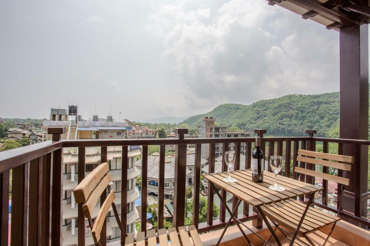 Hotel Pokhara Batika Zewnętrze zdjęcie